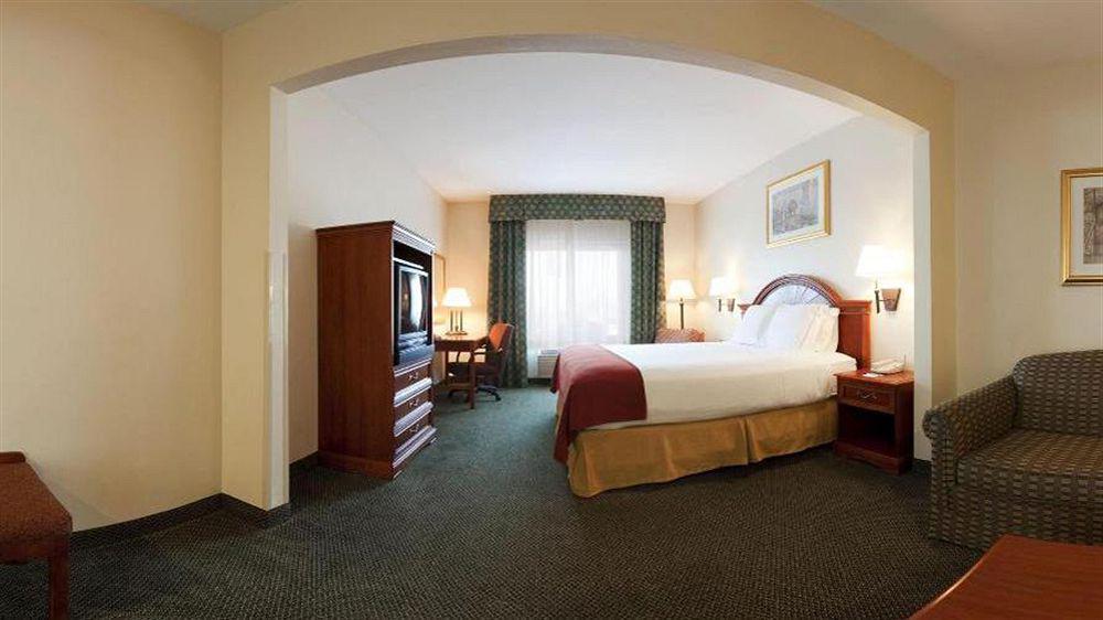 Holiday Inn Express Hotel & Suites Canton By Ihg Exteriör bild