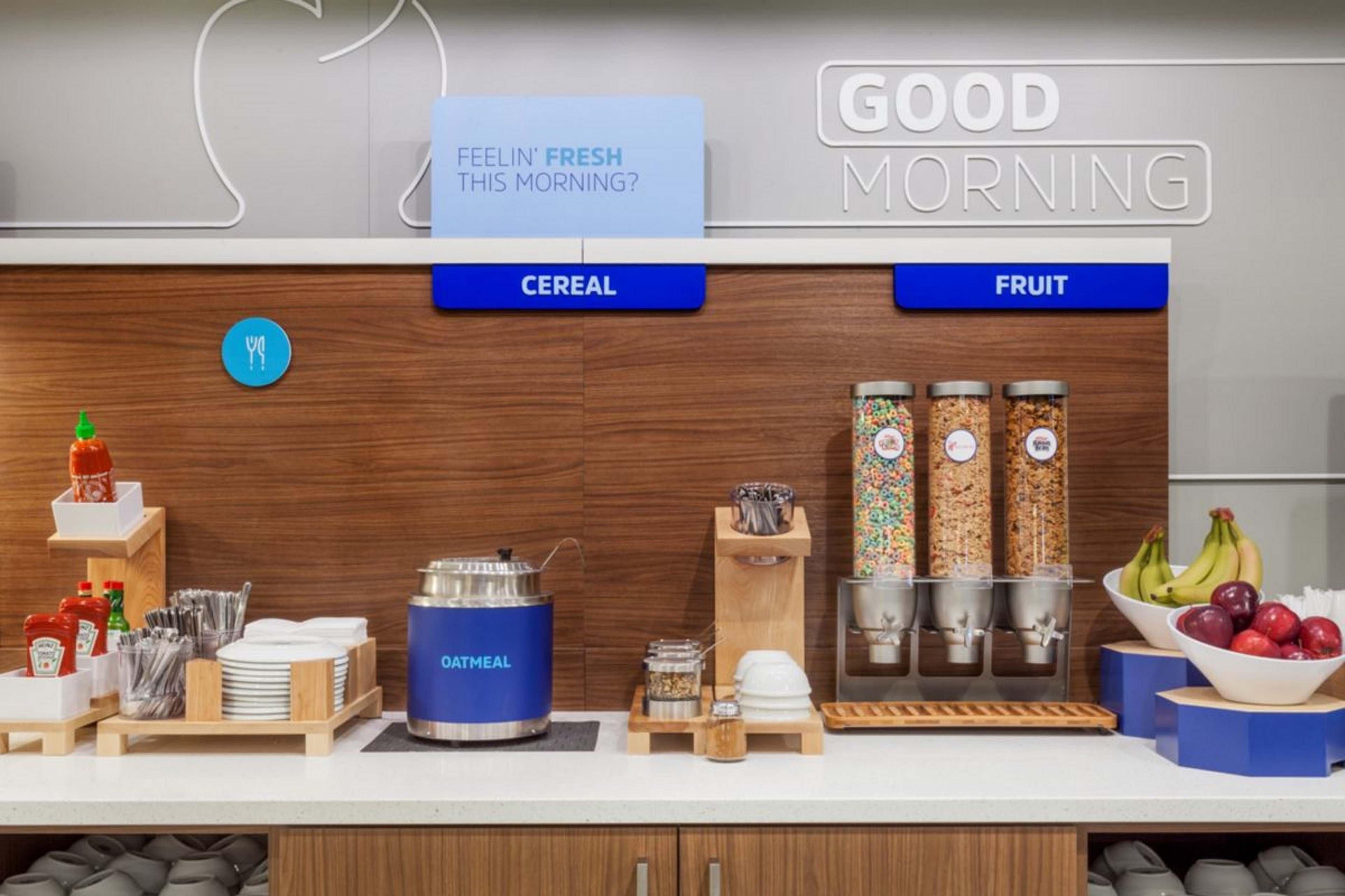 Holiday Inn Express Hotel & Suites Canton By Ihg Exteriör bild