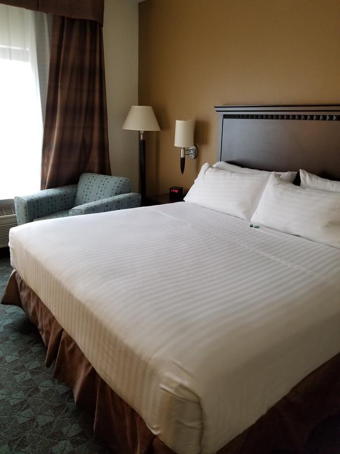 Holiday Inn Express Hotel & Suites Canton By Ihg Exteriör bild