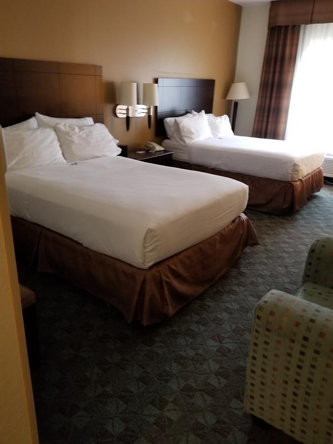Holiday Inn Express Hotel & Suites Canton By Ihg Exteriör bild